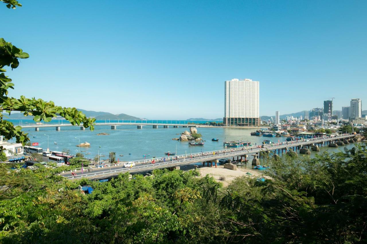 Gis Hotel Nha Trang Luaran gambar