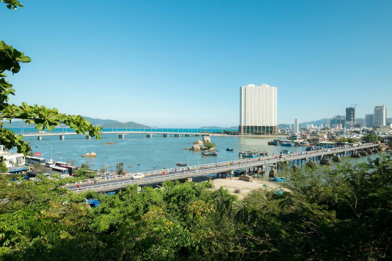 Gis Hotel Nha Trang & Motorbike Rental Luaran gambar